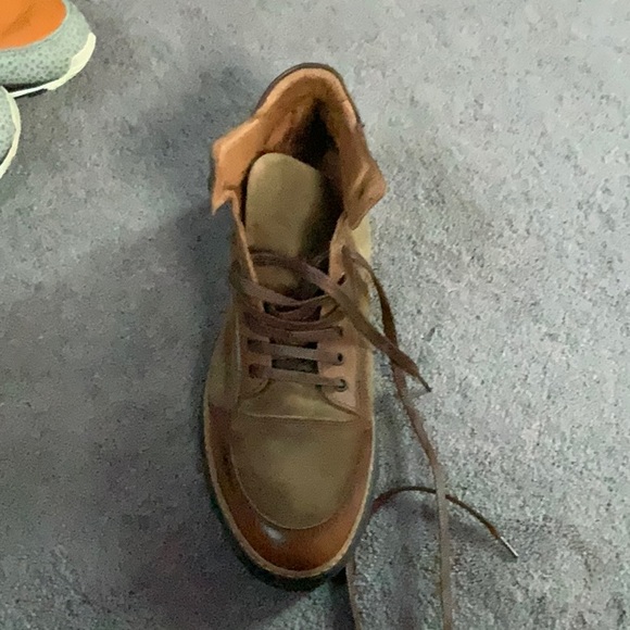 never worn - Picture 3 of 5